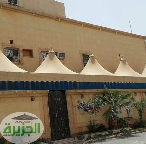 مظلات هرمية