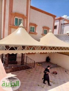 مظلات هرمية