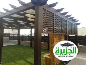 مظلات خشبية