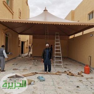 مظلات هرمية